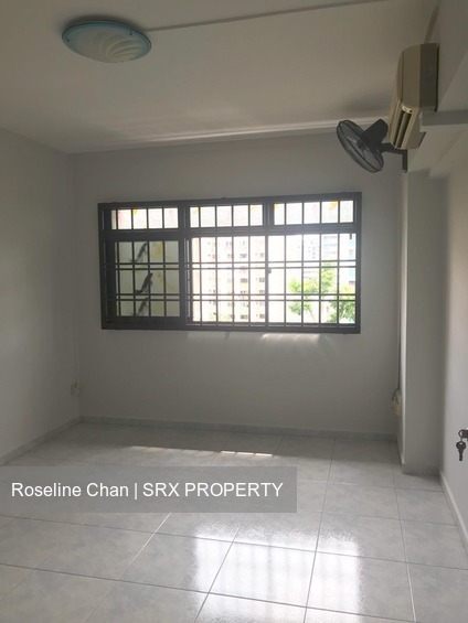 Blk 942 Hougang Street 92 (Hougang), HDB 5 Rooms #190567292